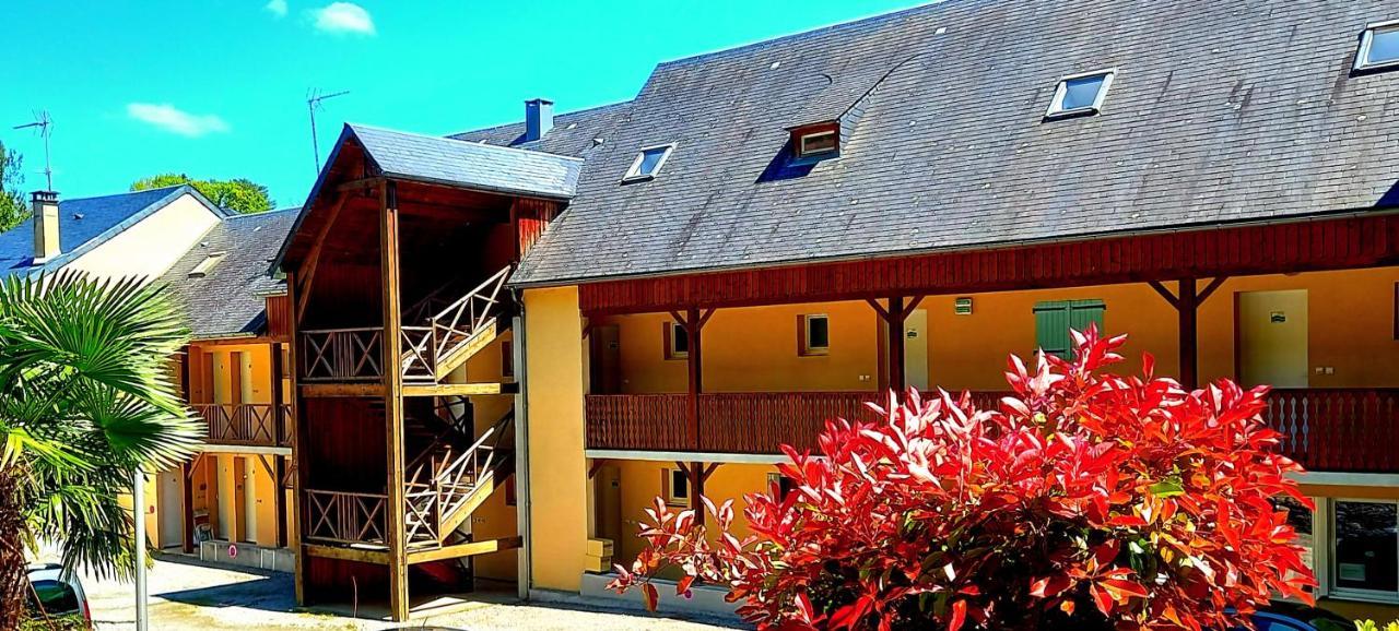 Studio très bien situé, belle vue, parking privé Bagnères-de-Bigorre Exterior foto